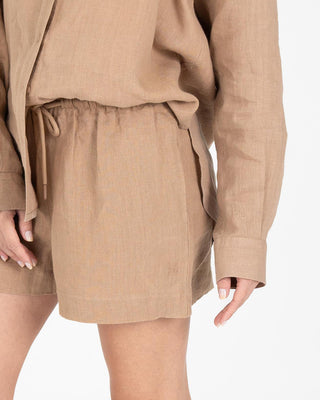 L'COUTURE Elevate Linen Short Caramel