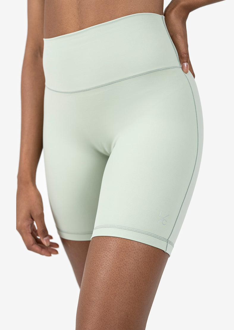 L'COUTURE Shorts Elevate Life Cycle Short Sage