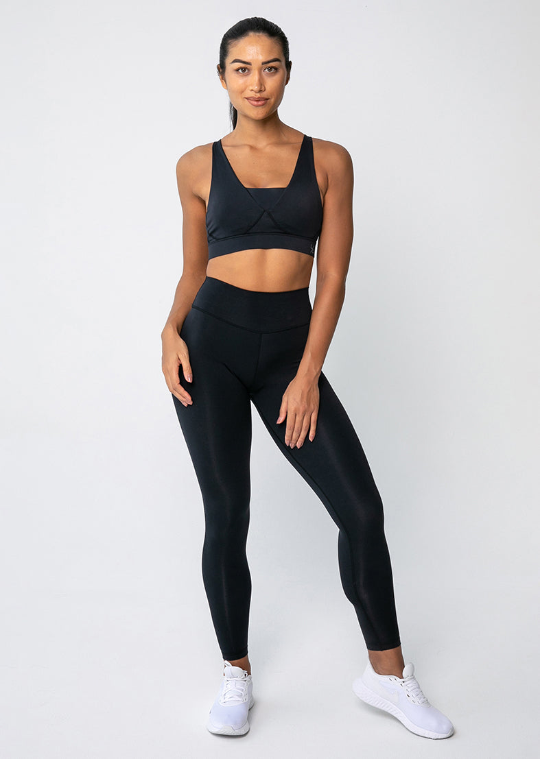 L'COUTURE Elevate Touch Cross Hook Bra Black